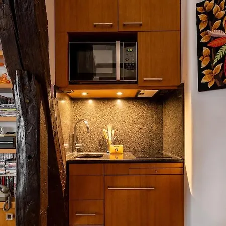 Lombards - Cozy In The Heart Of Place Du Chatelet. * Paris
